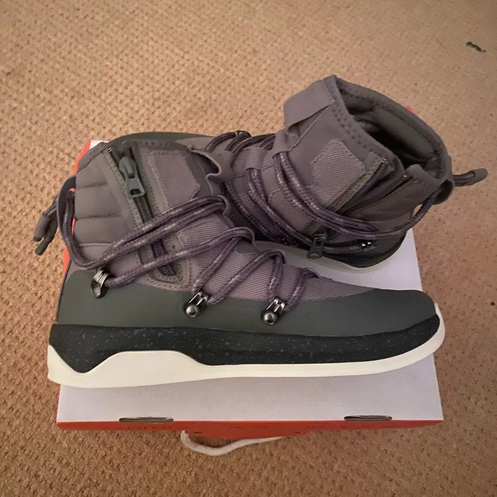 NIB Hiking Boots - Picture 4 of 7